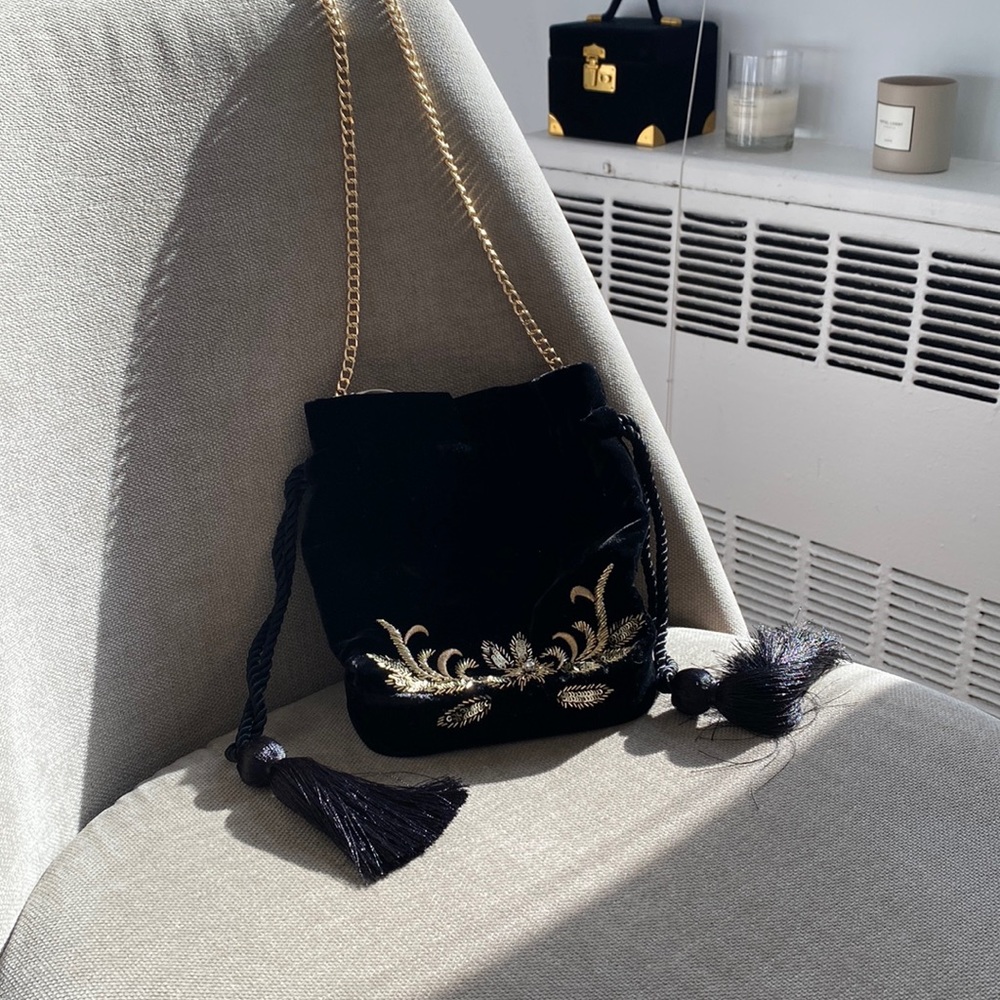 Chic Black & Other Stories Velvet Embroidered Bag